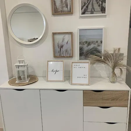 Con Piscina En El Centro De Апартаменты *