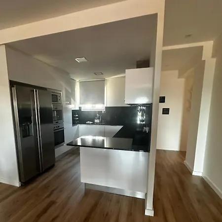 Appartement Con Piscina En El Centro De *