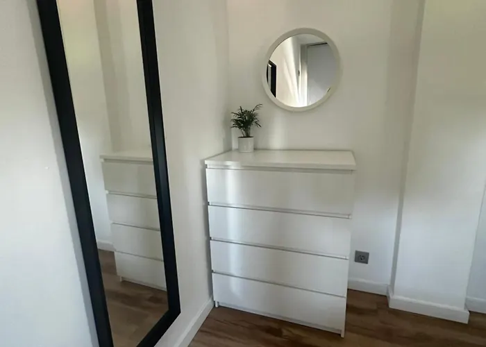 Con Piscina En El Centro De Διαμέρισμα Sanxenxo